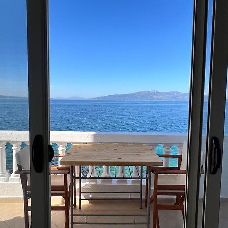 Rock Star-Pllakat Bed & Breakfast Saranda Dış mekan fotoğraf