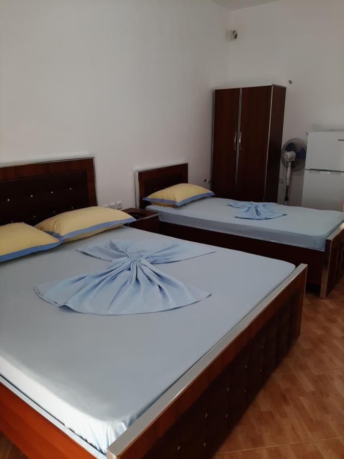 Rock Star-Pllakat Bed & Breakfast Saranda Dış mekan fotoğraf